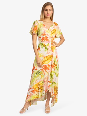 Приобрести со скидкой летнее платье макси с принтом по всей длине на онлайн витрине Апарт